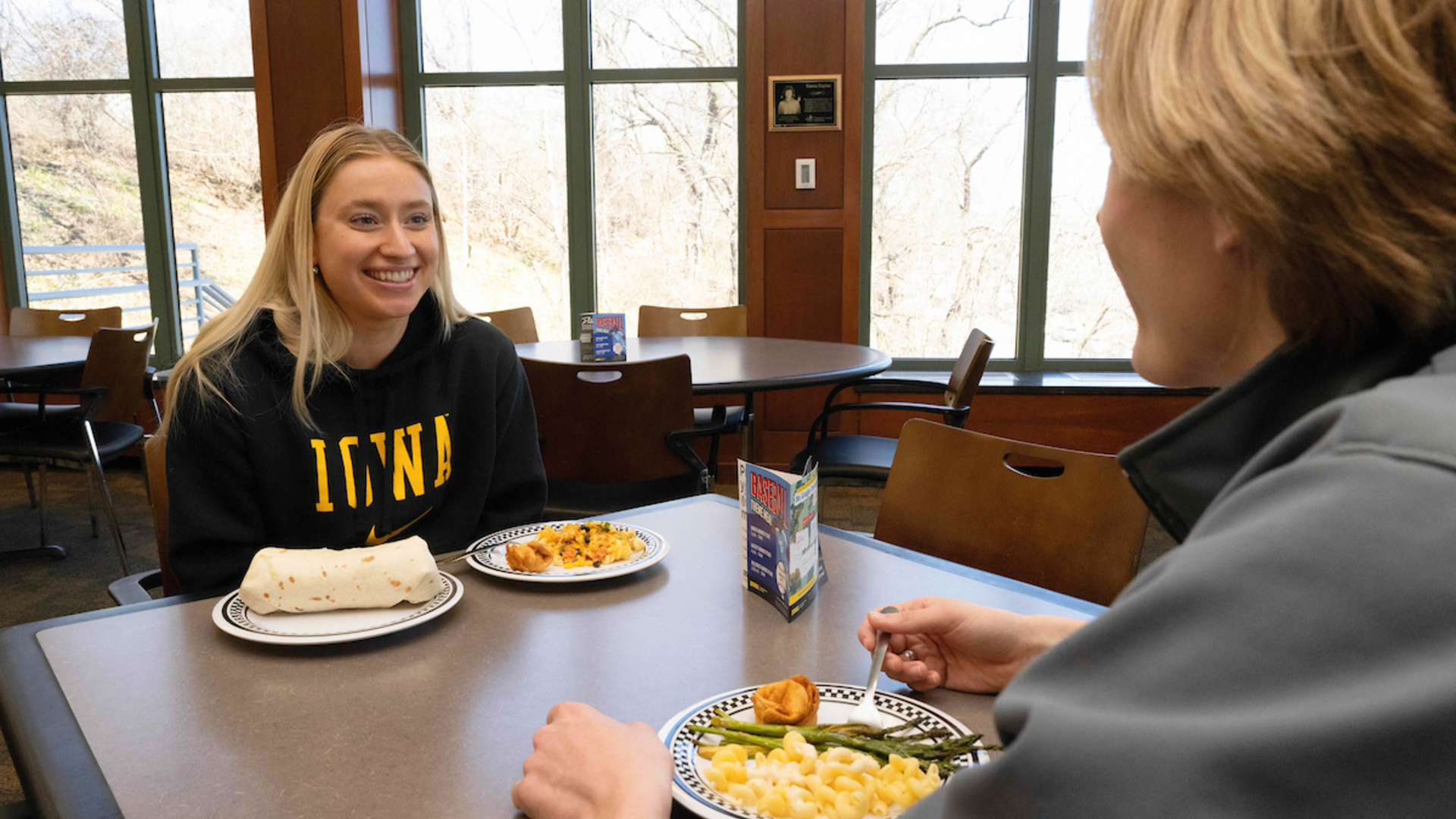Dining Division of Student Life The University of Iowa